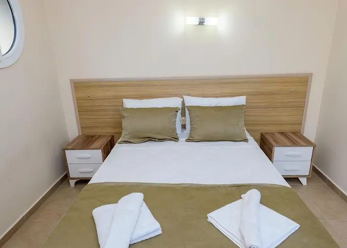 Musa - 5 Bedroom In Hisaronu *