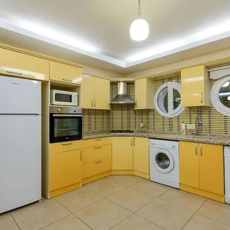 Villa Musa - 5 Bedroom In Hisaronu Fethiye