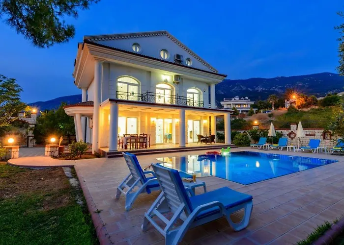 Vilă Musa - 5 Bedroom In Hisaronu Fethiye