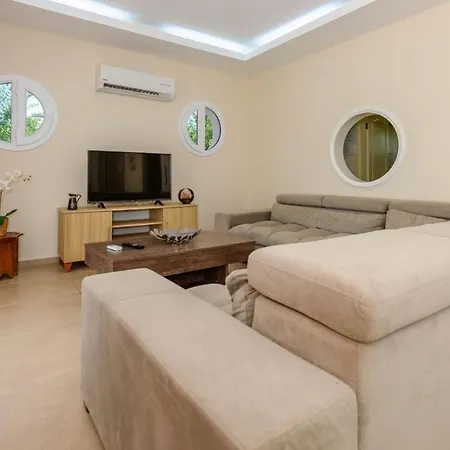 Villa Musa - 5 Bedroom In Hisaronu Fethiye