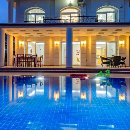 Musa - 5 Bedroom In Hisaronu Willa Fethiye