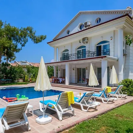 Musa - 5 Bedroom In Hisaronu Vila *