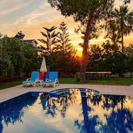 Musa - 5 Bedroom In Hisaronu *