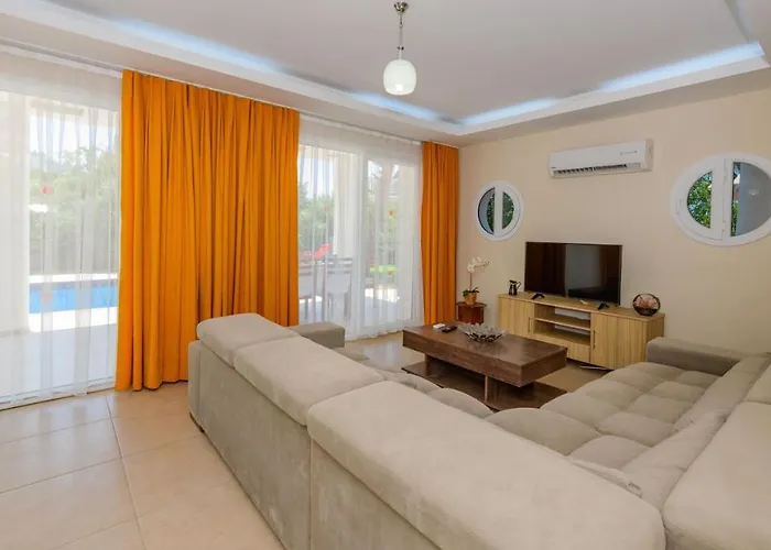 Vila Musa - 5 Bedroom In Hisaronu