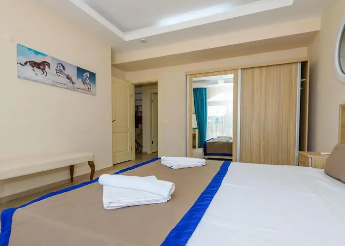 Musa - 5 Bedroom In Hisaronu *