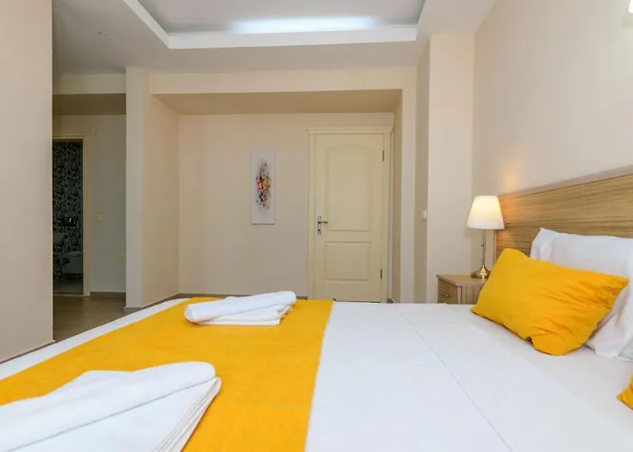 Villa Musa - 5 Bedroom In Hisaronu